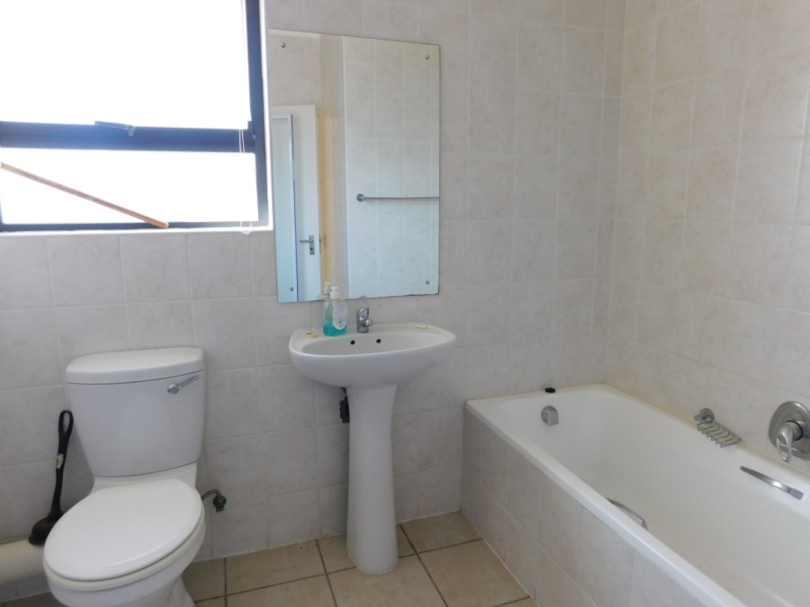 2 Bedroom Property for Sale in Admirals Park Western Cape